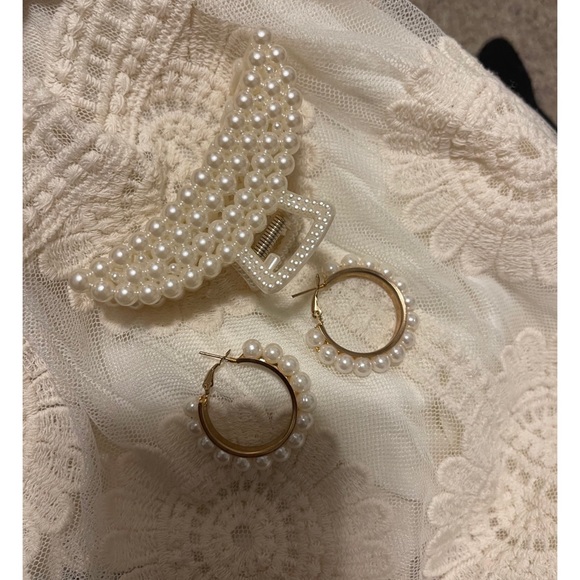 MIDI lace dress with accesories - Picture 3 of 11